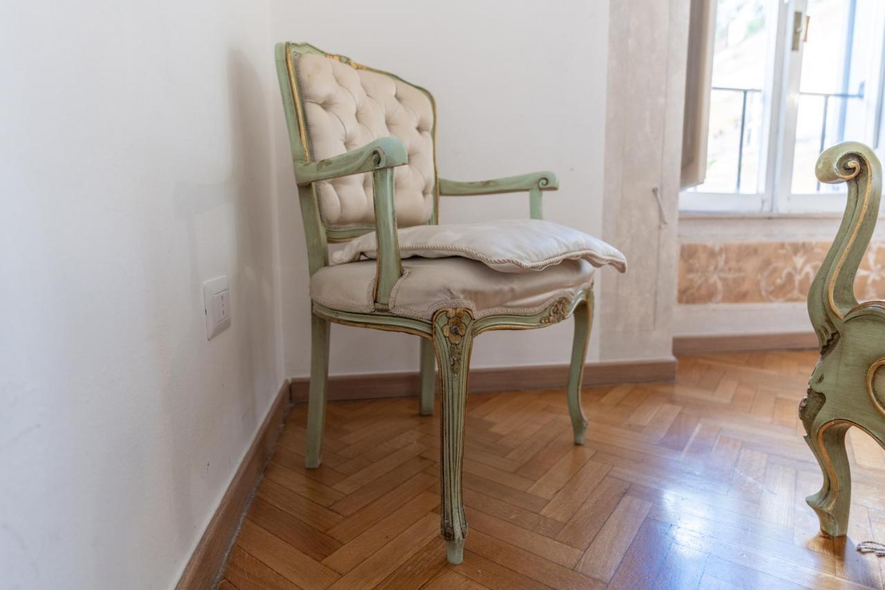 Palazzo Pamphili Lecca Di Guevara Rzym Zewnętrze zdjęcie